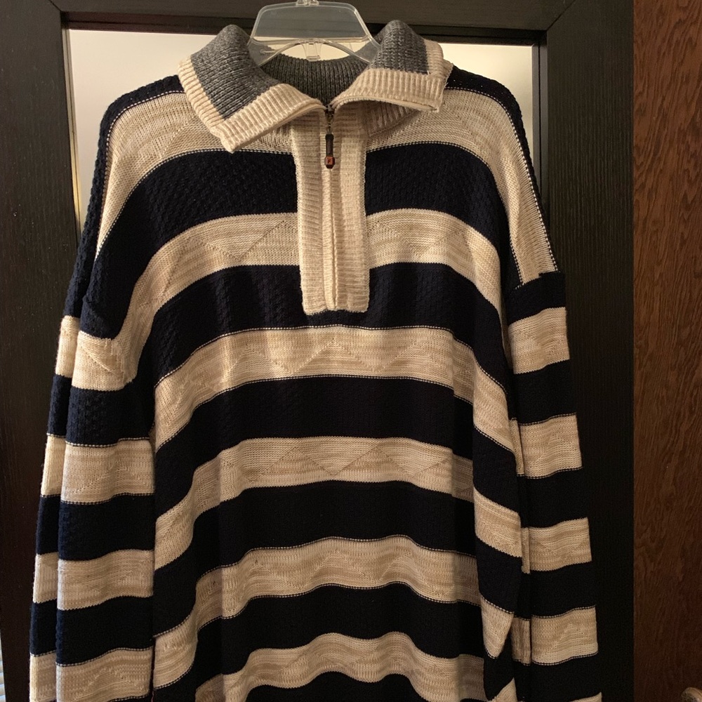 Men’s sweater